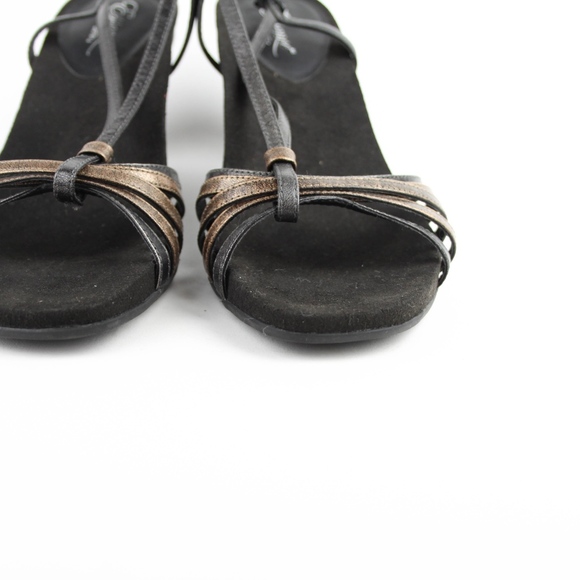 Aetrex Black and Tan Strappy Sandals - Picture 3 of 8